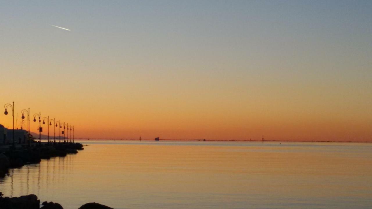 Appartamento Tata Geli La Spezia Esterno foto